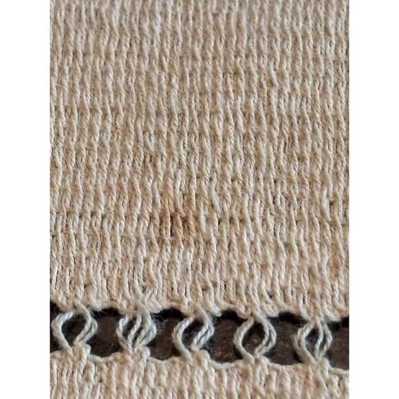 Vintage Ecru / tan lace 70x58 Tablecloth MCM Rectangle - Picture 8 of 10